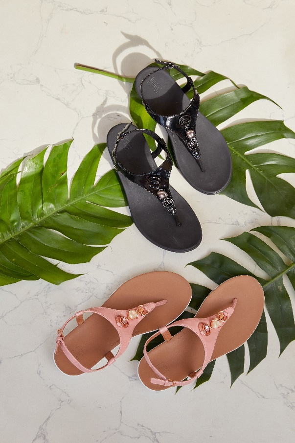 Những mẫu giày sandal thời thượng từ FitFlop