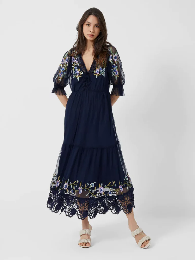 Đầm FRENCH CONNECTION Ambre Emb Cluster Maxi Dress.