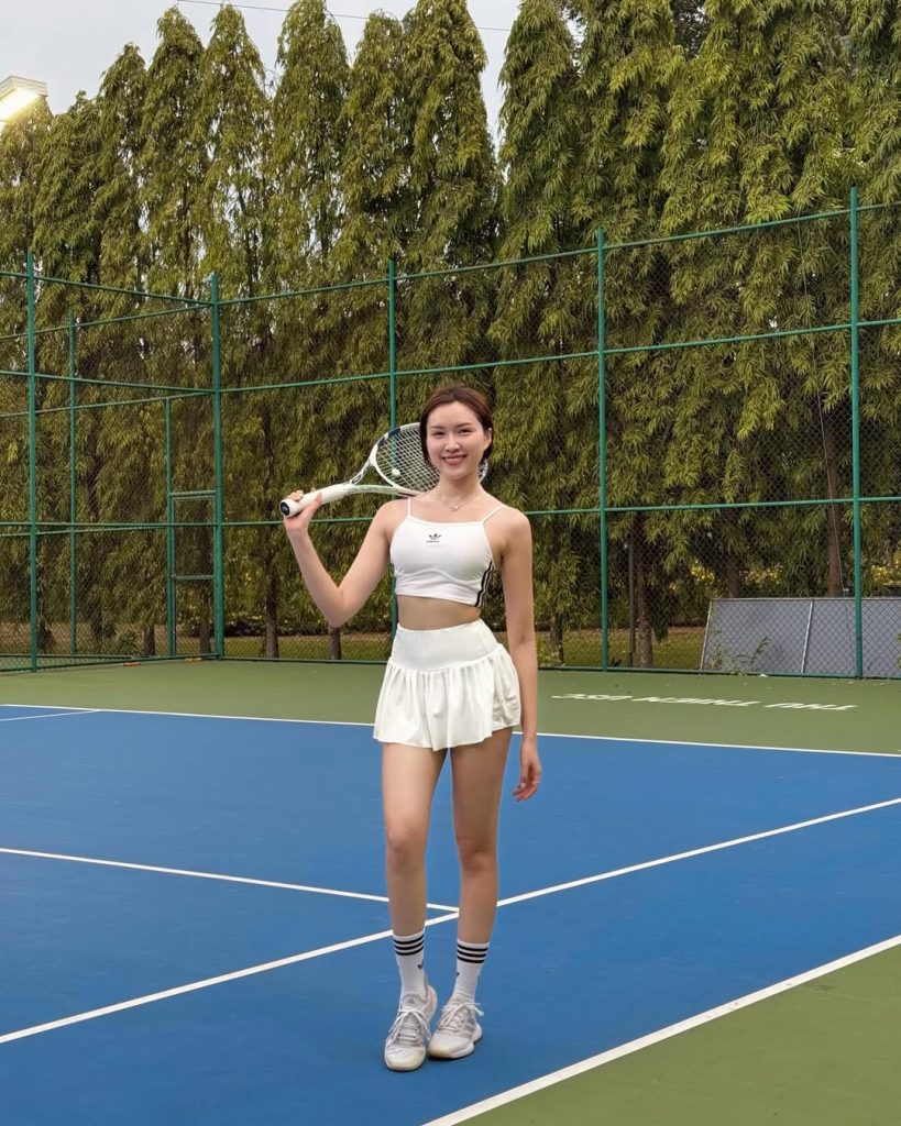 kinh nghiệm mua đồ tennis MC Thanh Thanh Huyền