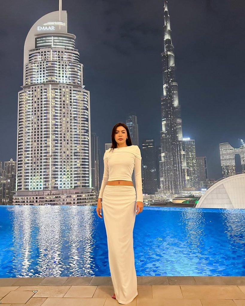 đi Dubai mặc gì